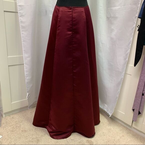 𝅺BURGUNDY maroon plum wine coloured satin maxi skirt size 4 - Picture 5 of 12